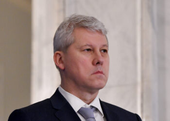catalin-predoiu-spune-ca-pnl-s-a-indepartat-de-principala-sa-baza-electorala:-din-opozitie-nu-poti-scoate-o-tara-din-criza