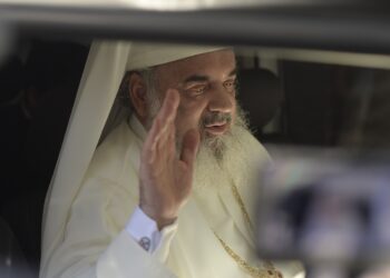 un-senator-il-propune-premier-pe-patriarhul-daniel:-ar-fi-votat-cu-o-larga-majoritate-in-parlament-–-hotnews.ro