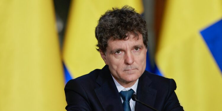 un-lider-udmr-spune-ca-nicusor-dan-este-mahnit-de-criza-politica:-daca-mergem-numai-cu-limbaj-dur-si-linii-rosii,-nu-vom-avea-guvern-nici-anul-viitor-–-hotnews.ro