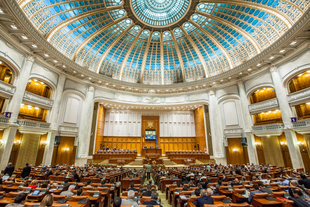 politolog,-despre-realitatea-noua-la-care-partidele-nu-s-au-adaptat:-o-fragmentare-extrema-/-tarile-oferite-drept-exemplu-–-hotnews.ro