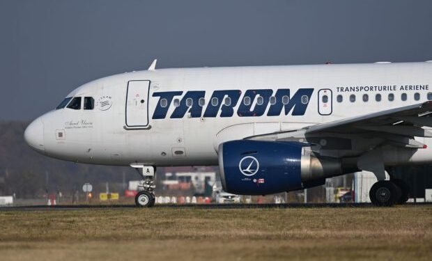 tarom-in-2026:-ce-rute-mai-opereaza,-preturi-si-cum-se-compara-cu-alte-companiile-aeriene-low-cost