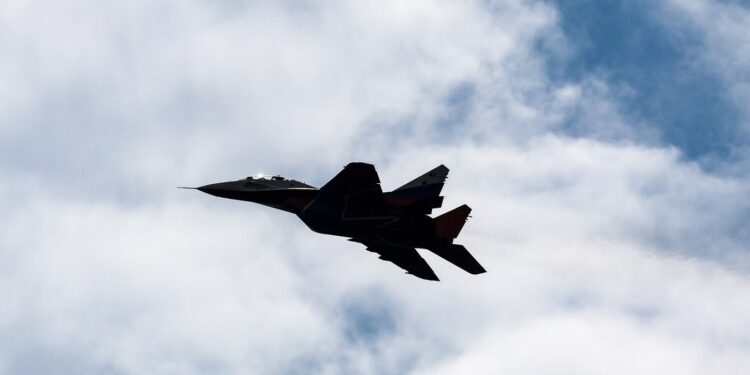 alerta-de-deturnare-a-unui-airbus-in-bulgaria-un-avion-de-vanatoare-a-fost-trimis-sa-intercepteze-aeronava-–-hotnews.ro