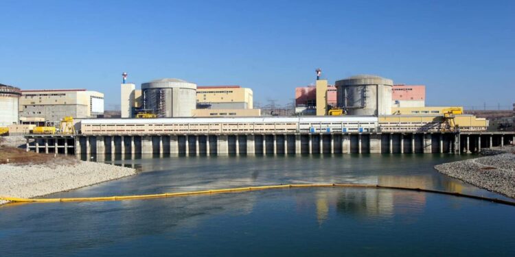 nuclearelectrica-anunta-o-finantare-istorica-pentru-romania.-800-de-milioane-de-euro-pentru-retehnologizarea-unitatii-1-a-centralei-de-la-cernavoda
