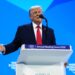 operatorul-de-teleprompter-al-lui-trump-e-acuzat-ca-a-castigat-100000-de-dolari-din-pariuri-pe-discursurile-presedintelui-–-hotnews.ro