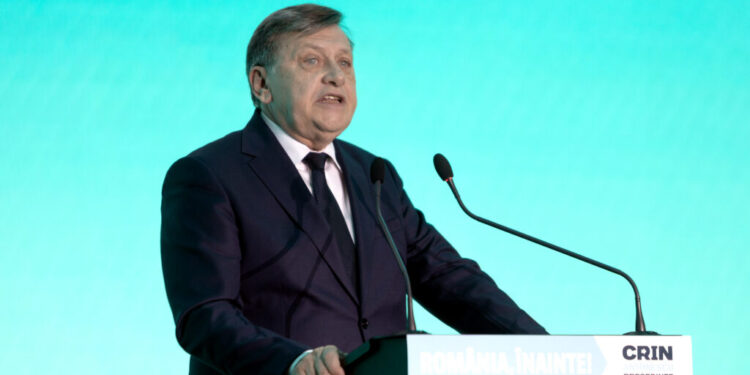 crin-antonescu,-atac-la-adresa-conducerii-pnl:-exista-multa-ambitie-si-putina-minte.-cultul-lui-bolojan-infloreste-pe-zi-ce-trece
