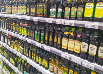 cel-mai-mare-producator-mondial-de-ulei-de-masline-spune-ca-criza-s-a-incheiat-in-sfarsit-–-hotnews.ro