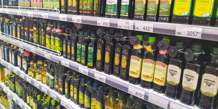 cel-mai-mare-producator-mondial-de-ulei-de-masline-spune-ca-criza-s-a-incheiat-in-sfarsit-–-hotnews.ro