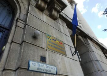 noua-lege-a-salarizarii-modificari-la-gradatii-si-la-modul-in-care-se-fac-majorarile-la-salariul-de-baza/indemnizatia-de-incadrare-–-hotnews.ro