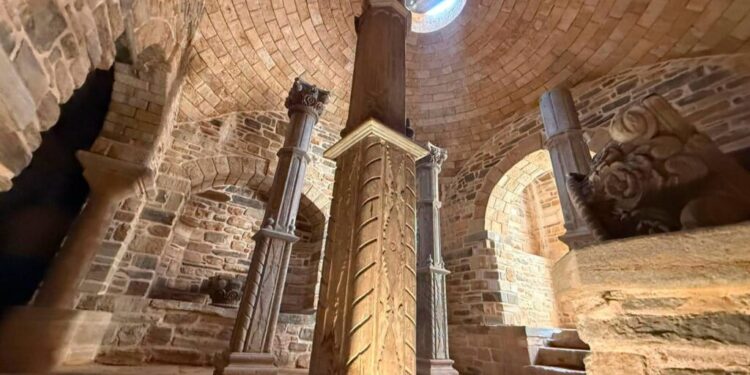 rogobete-il-invita-pe-ghinea-la-muntele-athos,-dupa-ce-l-a-ironizat-pe-facebook