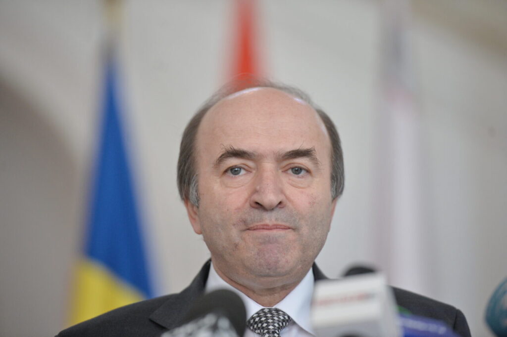 tudorel-toader-explica-limitele-guvernului-bolojan:-executivul-demis-nu-poate-promova-legi