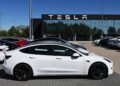 schimbari-majore-in-clasamentul-marcilor-auto-in-lume-tesla-depaseste-mercedes-benz,-chinezii-se-confrunta-cu-scaderi-mari-–-hotnews.ro