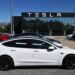 schimbari-majore-in-clasamentul-marcilor-auto-in-lume-tesla-depaseste-mercedes-benz,-chinezii-se-confrunta-cu-scaderi-mari-–-hotnews.ro