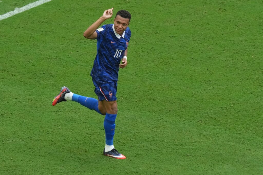 live-franta-–-anglia,-meciul-pentru-bronz-la-cm-2026-mbappe,-dezlantuit-dupa-pauza!-francezii-sunt-aproape-de-o-revenire-miraculoasa-–-hotnews.ro