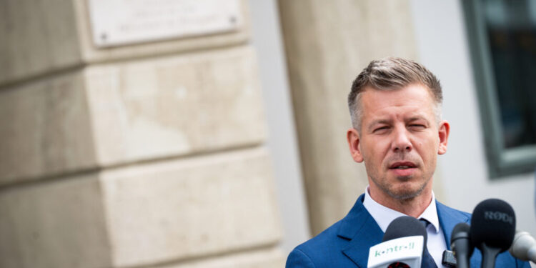 premierul-ungar-peter-magyar-vrea-sa-i-propuna-campioanei-la-sah-judit-polgar-sa-preia-functia-de-presedinte
