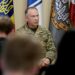 dupa-zile-intregi-de-proteste,-zelenski-l-a-demis-pe-seful-armatei-ucrainene-conflictul-care-a-dus-la-indepartarea-generalului-sirskii-–-hotnews.ro