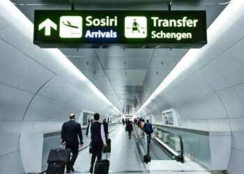 ce-trebuie-sa-stie-romanii-inainte-sa-plece-in-vacanta-de-vara.-recomandari-pentru-turistii-care-calatoresc-cu-avionul