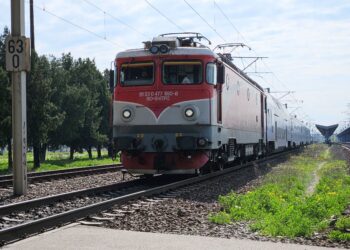 doua-incidente-feroviare-grave-in-moldova-circulatia-trenurilor,-ingreunata-intre-bacau-si-roman-–-hotnews.ro
