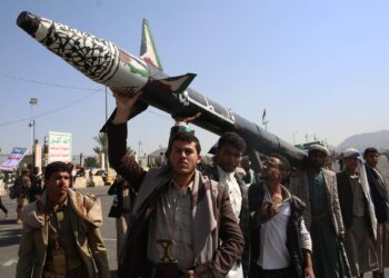 comandanti-ai-garzii-revolutionare-si-echipamente-pentru-rachete-miscarea-secreta,-facuta-cu-un-avion,-de-iran-pentru-sprijinirea-unor-aliati-strategici-–-hotnews.ro