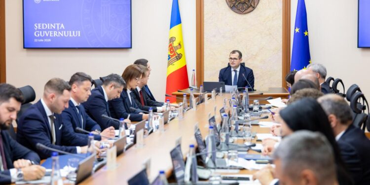 prima-demisie-in-guvernul-de-la-chisinau,-la-trei-zile-de-la-investire-un-ministru-pleaca-dupa-scandalul-privind-legatura-cu-partidul-lui-plahotniuc-–-hotnews.ro