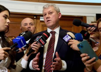 predoiu-apara-proiectul-de-reforma-a-ani-si-afirma-ca-alternativa-era-blocajul-exista-amendamente-care-nu-reflecta-fidel-viziunea-mea-–-hotnews.ro
