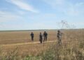 un-crater-si-ramasite-ale-unei-rachete-a-fost-gasit-locul-unde-a-cazut-racheta-trasa-de-avioanele-italiene-–-hotnews.ro