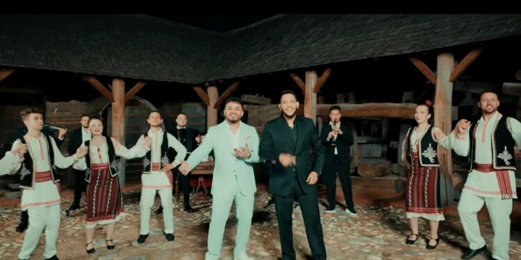 scandal-la-arges-dupa-ce-un-manelist-celebru-a-filmat-o-piesa-intr-un-muzeu-de-patrimoniu-national