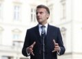 pompierii-romani,-felicitati-de-emmanuel-macron-pentru-interventia-in-incendiile-din-franta