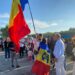 calin-georgescu,-primit-de-sute-de-sustinatori-la-targul-de-la-calugareni,-in-judetul-giurgiu