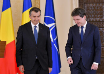 drona-nu-exista-in-limba-batrana.-eugen-tomac-ii-ironizeaza-pe-suveranisti-dupa-incidentele-din-romania