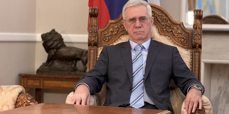 ambasadorul-rusiei-ameninta-romania:-ar-insemna-implicarea-directa-a-romaniei-in-actiuni-de-lupta-pe-teritoriul-ucrainei-–-hotnews.ro