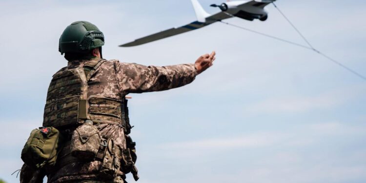 pentagonul-recunoaste-ca-sua-se-afla-la-ani-distanta-de-capacitatea-ucrainei-de-a-produce-drone-–-hotnews.ro