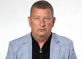 surprize,-surprize-la-cs-dinamo!-primele-mutari-din-era-ionut-chirila:-transfer-de-la-frati-+-a-venit-si-omul-care-a-infruntat-o-pe-manchester-united