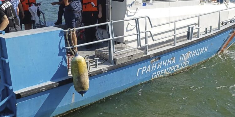 nava-de-croaziera,-esuata-pe-dunare-186-de-pasageri-sunt-evacuati-–-hotnews.ro