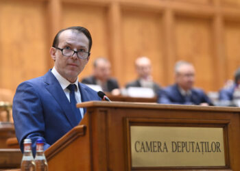florin-citu:-reforma-salarizarii-facuta-in-graba-este-o-prostie-si-va-creste-salariile-la-stat