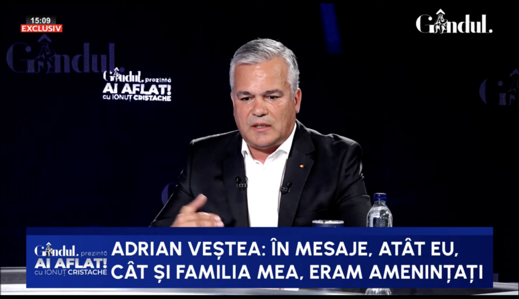 adrian-vestea-acuza-ca-este-in-continuare-sub-atacul-unei-armate-digitale-si-din-acest-motiv-s-a-retras-din-viata-publica-dupa-ce-guvernul-a-picat-la-vot:-familia-mea-a-fost-tensionata,-institutiile-vor-trebui-sa-ia-masuri.-/-sunt-zeci-de-mii-de-mesaje-de