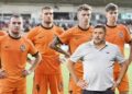 vestiarul-fcsb-a-explodat!-dezvaluiri-incendiare-dupa-umilinta-cu-auda:-nu-avem-antrenor!