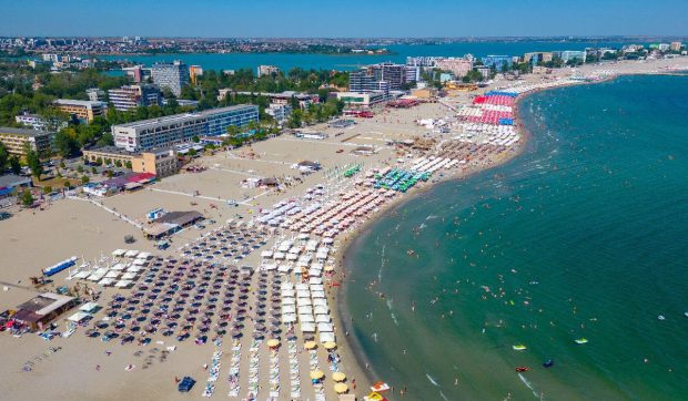 hotelierii-de-pe-litoralul-romanesc-incearca-sa-combata-taierea-voucherelor-de-vacanta-cu-reduceri-de-ultim-moment