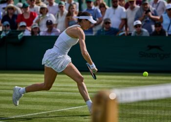 singura-jucatoare-romana-calificata-in-turul-doi-la-wimbledon-2026-celelalte-trei-nu-au-trecut-de-runda-inaugurala-–-hotnews.ro