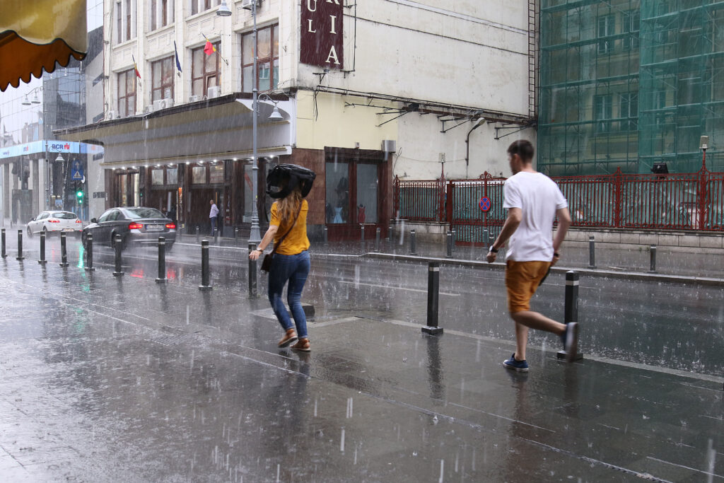 o-alerta-meteo-severa-de-vijelii-puternice-si-grindina-intra-in-vigoare-in-scurt-timp-in-bucuresti-–-hotnews.ro