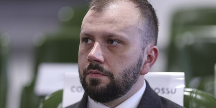 cu-doar-trei-zile-inainte-de-procesul-din-pnl,-tribunalul-bucuresti-a-creat-completuri-specializate-pentru-litigiile-din-partide-–-hotnews.ro