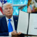trump-declara-ziua-nationala-a-scoicilor-si-ii-invita-pe-pescari-sa-voteze-republicani:-altfel-nu-veti-mai-pescui-niciodata