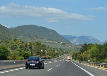 cat-costa-drumul-din-romania-pana-in-thassos-in-2026-si-unde-sa-alimentezi-de-parcurs:-viniete,-taxe-si-costuri