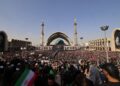 imagini-din-teheran:-zeci-de-mii-de-oameni,-la-funeraliile-lui-ali-khamenei-–-hotnews.ro