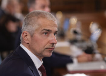 justitia-este-nu-capturata,-ci-constant-atacata,-sustine-radu-marinescu-fostul-ministru-acuza-o-parte-a-clasei-politice-–-hotnews.ro
