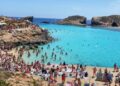 insula-din-europa-unde-mai-traieste-o-singura-familie-si-masinile-sunt-interzise:-turistii-vin-pentru-berea-de-3-euro