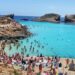 insula-din-europa-unde-mai-traieste-o-singura-familie-si-masinile-sunt-interzise:-turistii-vin-pentru-berea-de-3-euro