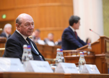 traian-basescu-critica-deciziile-lui-nicusor-dan:-in-ce-constitutie-scrie-asta?-–-hotnews.ro