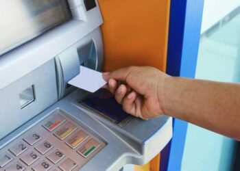 8-greseli-de-evitat-in-gestionarea-banilor-atunci-cand-mergi-in-vacanta-–-hotnews.ro