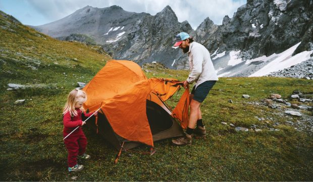 cele-mai-ieftine-destinatii-europene-de-camping-in-2026:-locatia-unde-un-loc-de-cort-costa-doar-20-de-euro-pe-zi