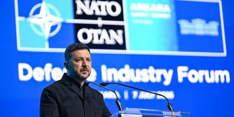 ucraina-a-respins-planul-de-28-de-puncte-al-lui-trump-de-a-incheia-razboiul-cu-rusia,-chiar-inainte-de-summitul-nato